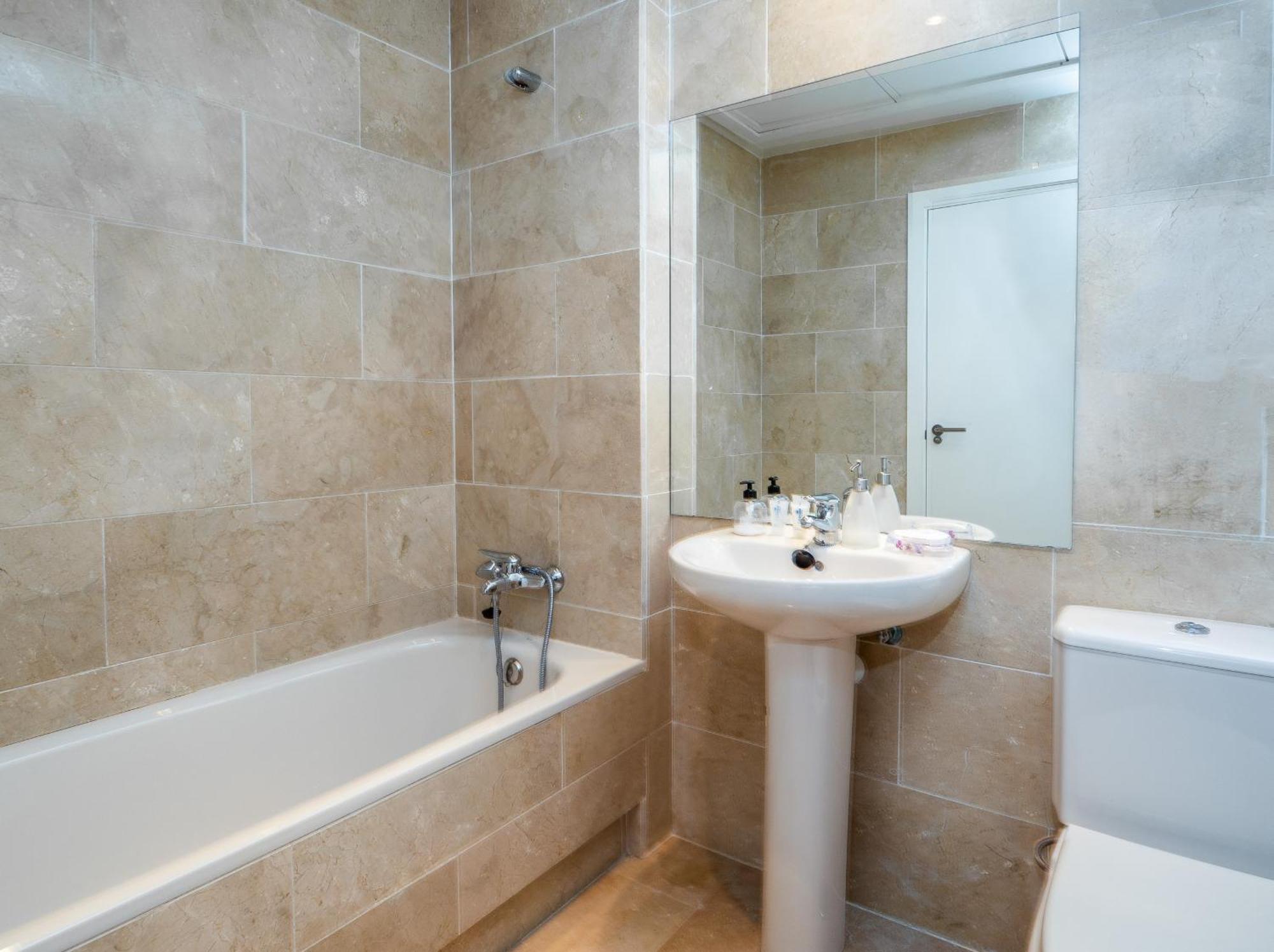 2055-Superb 2Bedrooms Apt, Gibraltar And Sea View Manilva Ngoại thất bức ảnh