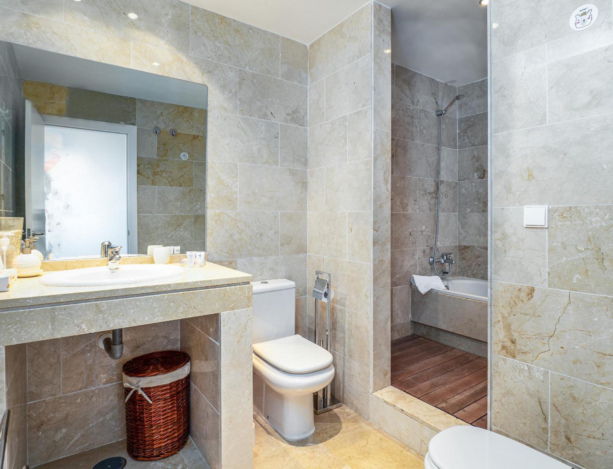 2055-Superb 2Bedrooms Apt, Gibraltar And Sea View Manilva Ngoại thất bức ảnh